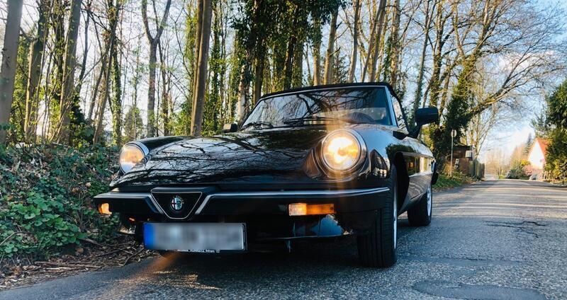 Schwarz Gebraucht 1989 Alfa Romeo Spider Cabrio | 17.500 € - Bild 1/4
