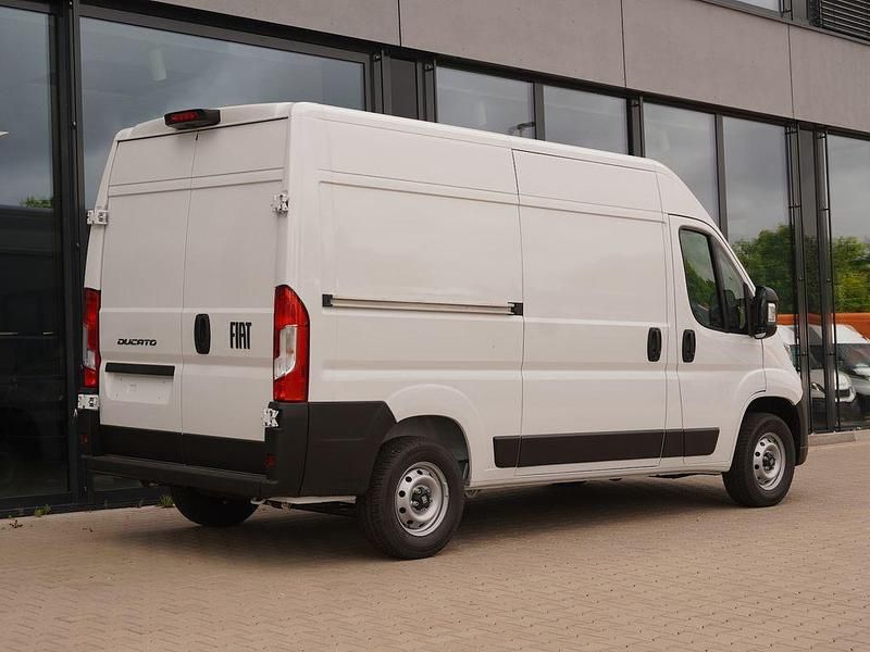 Neu Fiat Ducato 33 140 PS (102 kW) 2025 Weiß Van