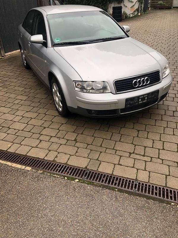 Gebraucht Audi A4 170 PS (125 kW) 2002 Silber Limousine