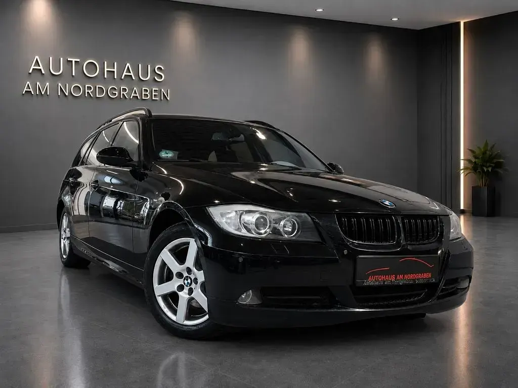 Gebraucht BMW 320 Comfort Edition 163 PS (119 kW) 2006 Schwarz Kombi