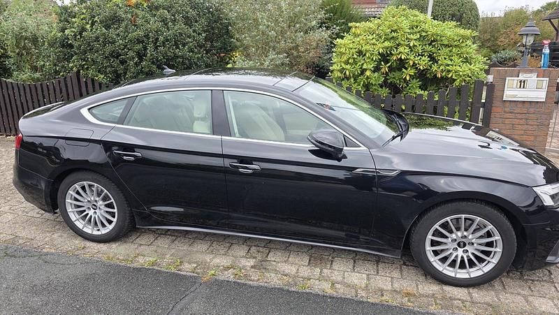 Schwarz Gebraucht 2021 Audi A5 Sportback Coupé | 27.500 € (Guter Preis) - Bild 1/4