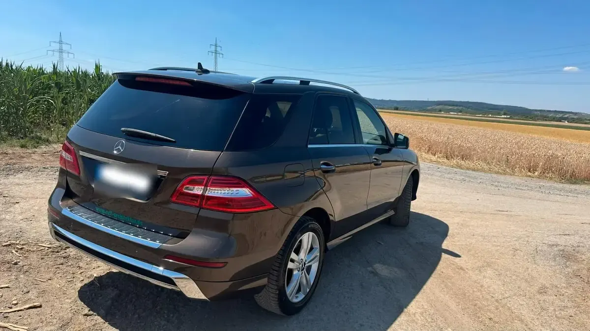 Gebraucht Mercedes ML350 258 PS (189 kW) 2013 Braun SUV