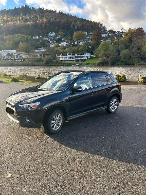 Schwarz Gebraucht 2011 Mitsubishi ASX SUV | 4.550 € (Guter Preis) - Bild 1/4