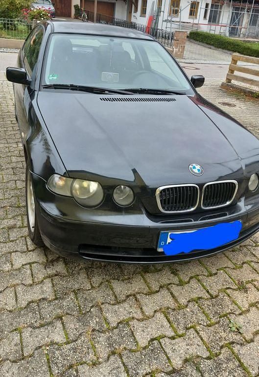 Schwarz Gebraucht 2002 BMW 116 Kleinwagen | 1.199 € - Bild 1/4