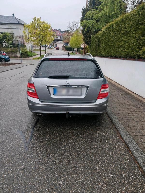 Gebraucht Mercedes 250 204 PS (150 kW) 2010 Silber Kombi