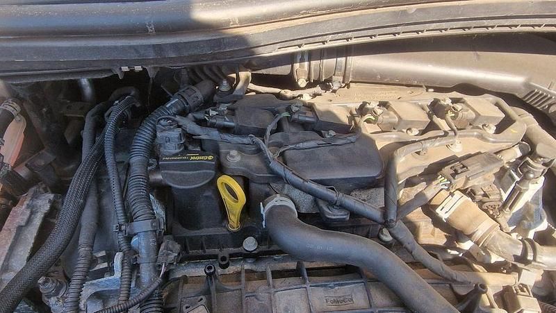 Second-hand Ford C-MAX Titanium 182 CP (133 kW) 2013 Argintiu Monovolum