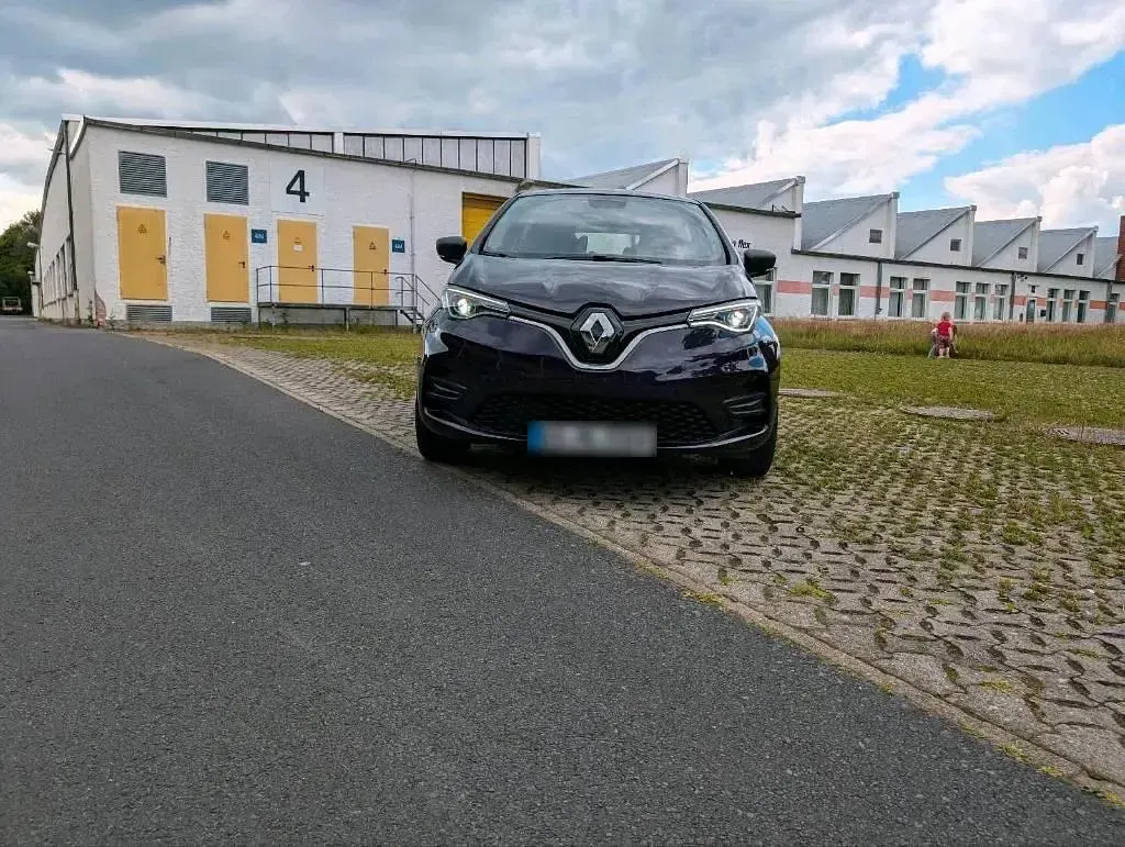 Gebraucht Renault Zoe Life 11 kW (15 PS) 2020 Violet Kleinwagen