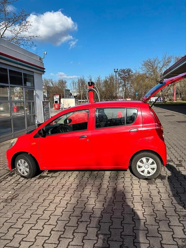 Gebraucht Daihatsu Sirion 2010 Rot Kleinwagen