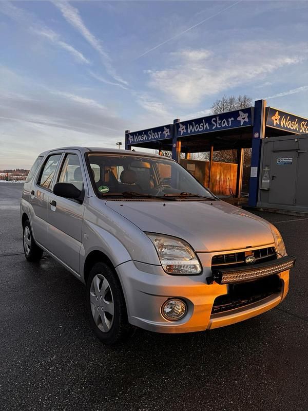 Gebraucht Subaru Justy 92 PS (67 kW) 2005 Silber Kleinwagen