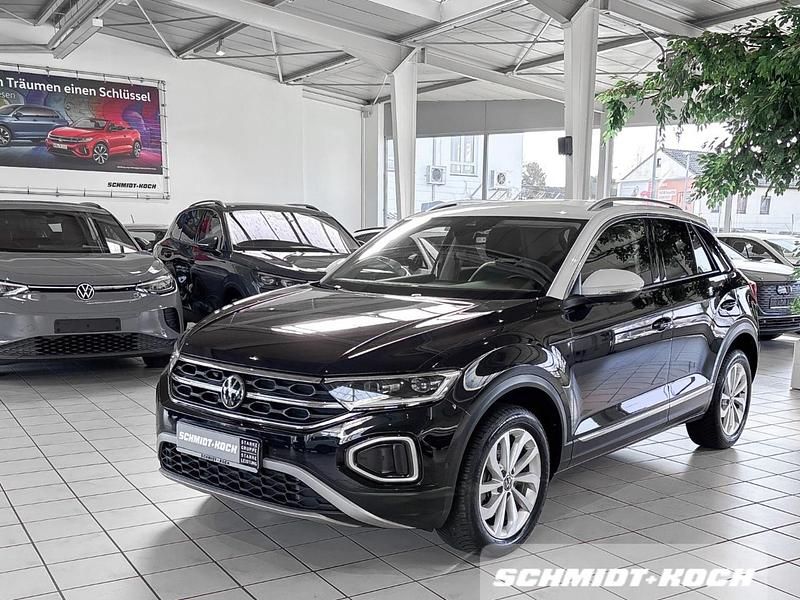 Gebraucht VW T-Roc Style 150 PS (110 kW) 2024 Deep black perleffekt (schwarz) SUV