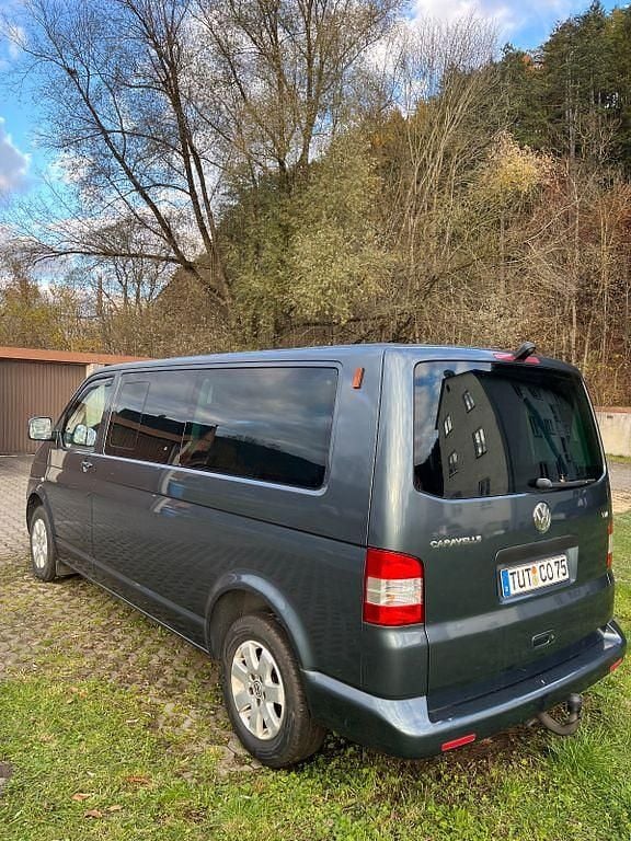 Gebraucht VW T5 131 PS (96 kW) 2007 Grau Van