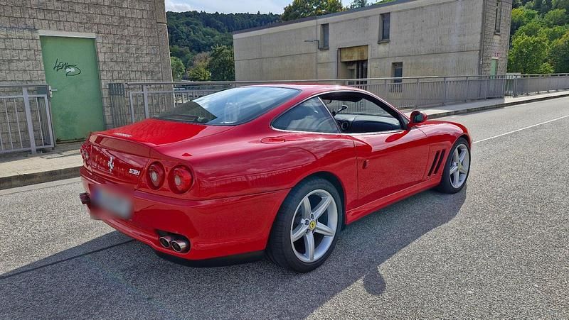 Rot Gebraucht 2005 Ferrari 575 Coupé | 125.000 € - Bild 1/4
