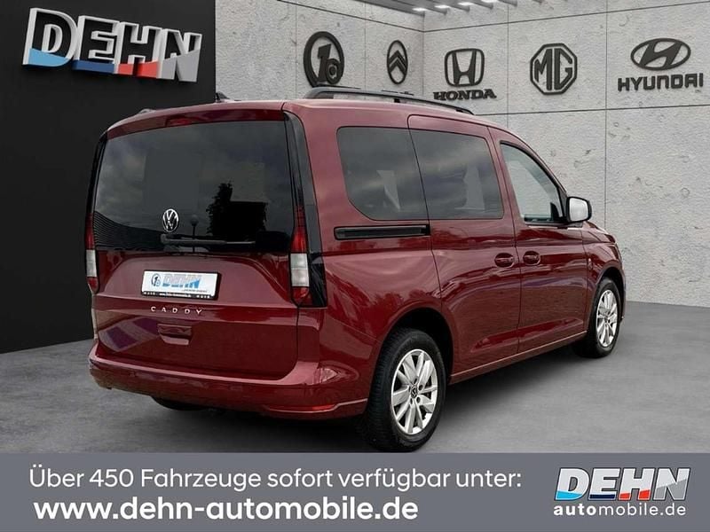 Gebraucht VW Caddy Life 122 PS (89 kW) 2022 Rot Van / Kleinbus