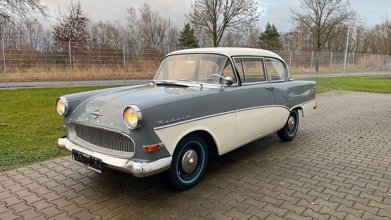 Grau Gebraucht 1959 Opel Olympia Limousine | 11.950 € - Bild 1/4