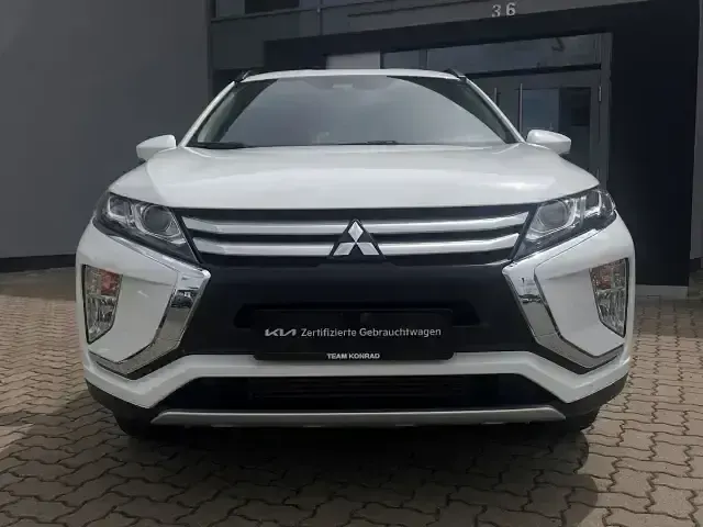 Gebraucht Mitsubishi Eclipse Cross Spirit 163 PS (119 kW) 2021 Weiß SUV
