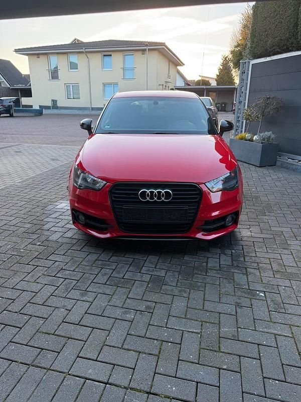 Gebraucht Audi A1 S-Line 86 PS (63 kW) 2013 Rot Kleinwagen