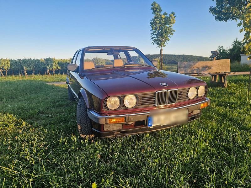 Gebraucht 1984 BMW 318 Limousine | 8.000 € - Bild 1/4