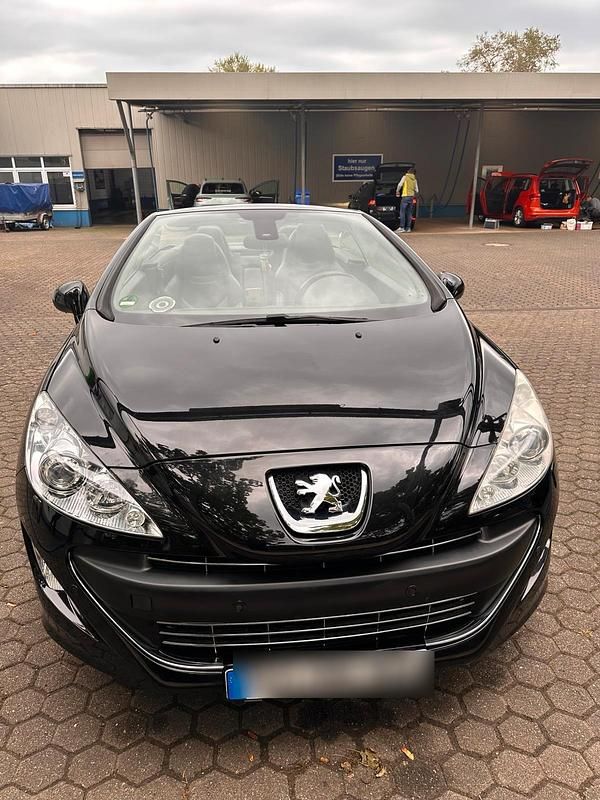 Schwarz Gebraucht 2011 Peugeot 308 CC Cabrio | 5.300 € (Guter Preis) - Bild 1/4
