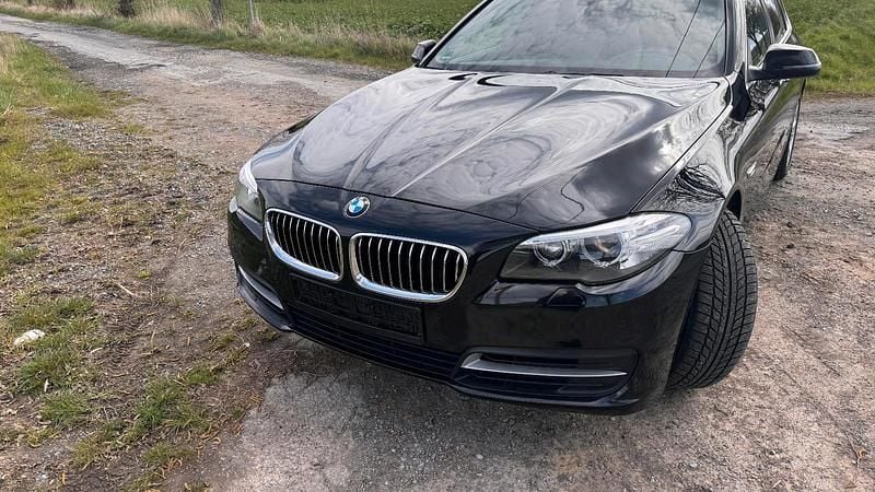 Gebraucht BMW 520 184 PS (135 kW) 2014 Schwarz Kombi