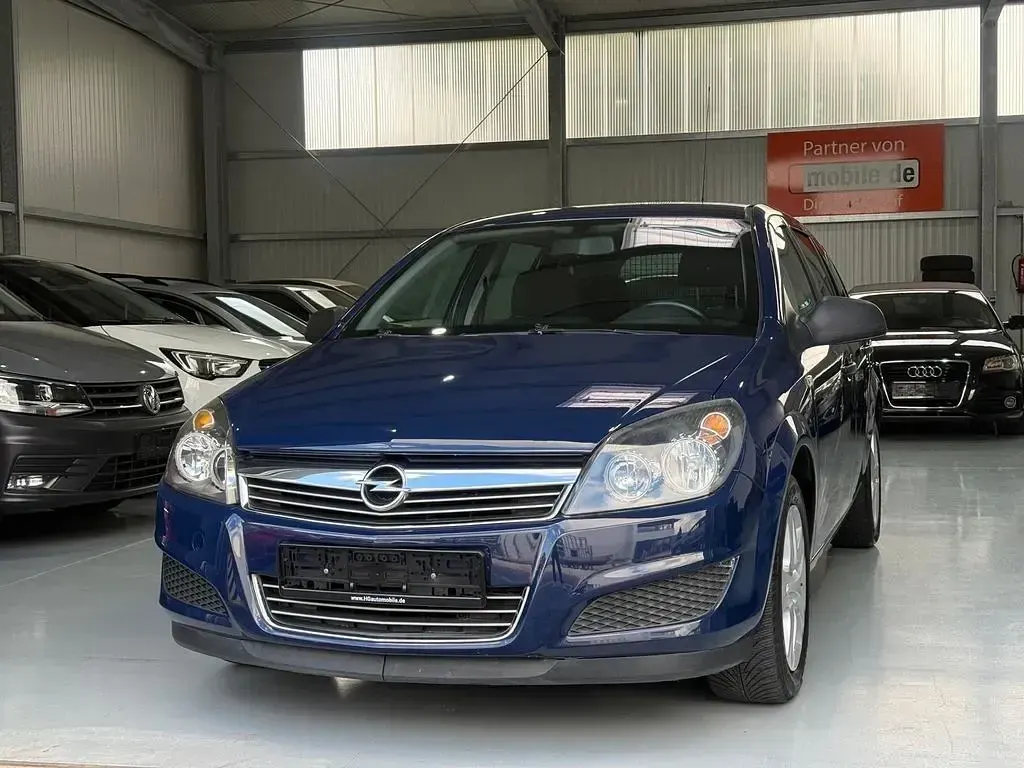 Gebraucht Opel Astra Selection 90 PS (66 kW) 2009 Blau Limousine