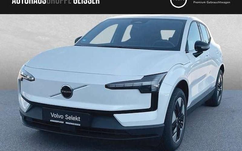 Gebraucht Volvo EX30 Core 200 kW (272 PS) 2025 Crystal weiß perleffekt SUV