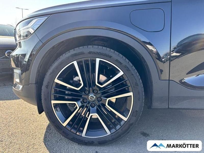 Gebraucht Volvo XC40 Core 169 kW (231 PS) 2022 Schwarz SUV
