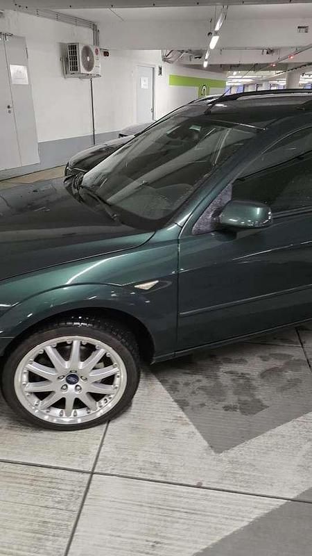 Gebraucht Ford Mondeo Ambiente 125 PS (91 kW) 2005 Grün Kombi