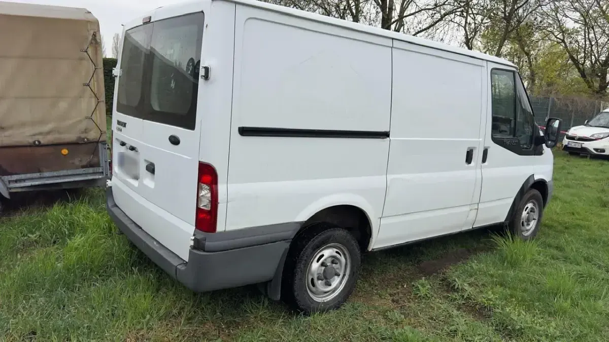 Usata Ford Transit 85 CV (62 kW) 2010 Bianco Monovolume