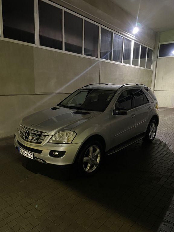 Gebraucht Mercedes ML280 190 PS (139 kW) 2006 Silber SUV