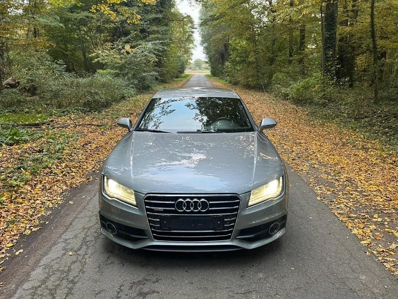 Grau Gebraucht 2013 Audi A7 Limousine | 12.899 € (Fairer Preis) - Bild 1/4