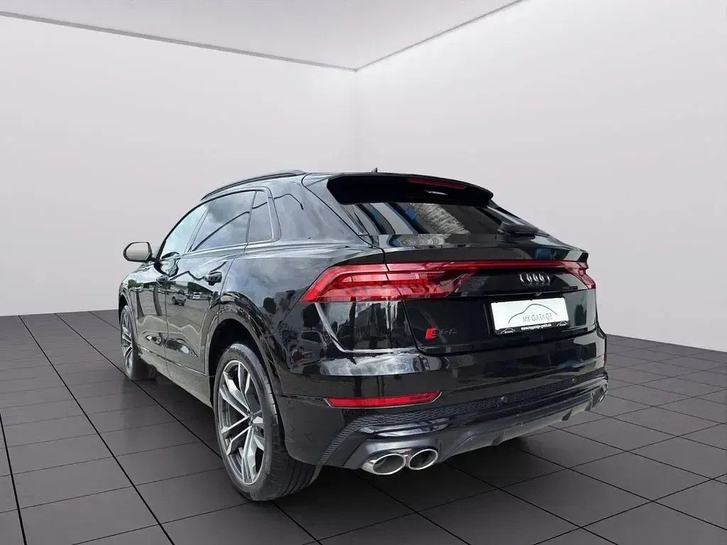Gebraucht Audi SQ8 Sport 507 PS (372 kW) 2022 Mythosschwarz metallic SUV