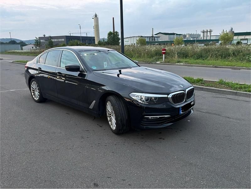 Gebraucht BMW 520 190 PS (139 kW) 2018 Schwarz Limousine