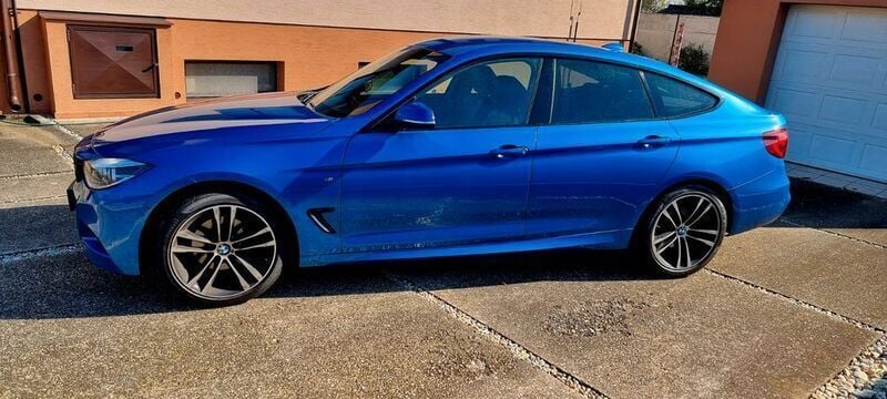Blau Gebraucht 2019 BMW 320 Gran Turismo Sport Line Limousine | 17.400 € (Fairer Preis) - Bild 1/4