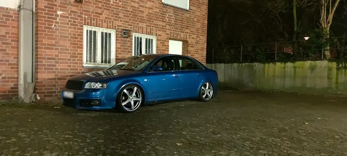 Gebraucht Audi A4 170 PS (125 kW) 2004 Blau Limousine