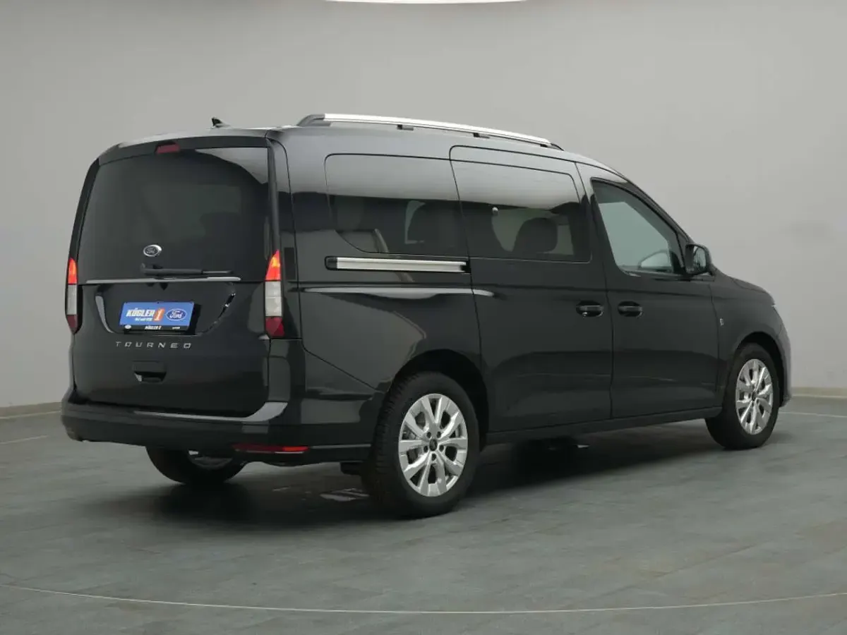 Neu Ford Tourneo Titanium 116 PS (85 kW) 2026 Ink black Van / Kleinbus