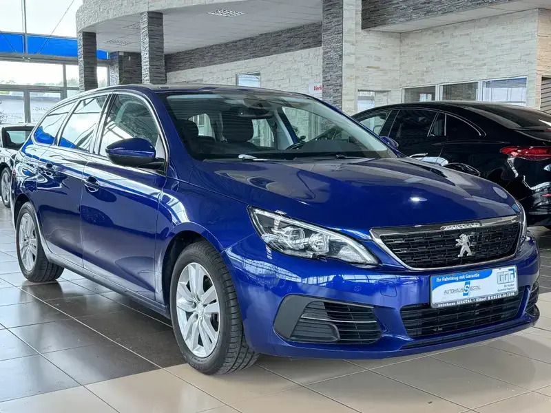 Blau Gebraucht 2019 Peugeot 308 Kombi | 15.000 € (Etwas zu teuer) - Bild 1/4