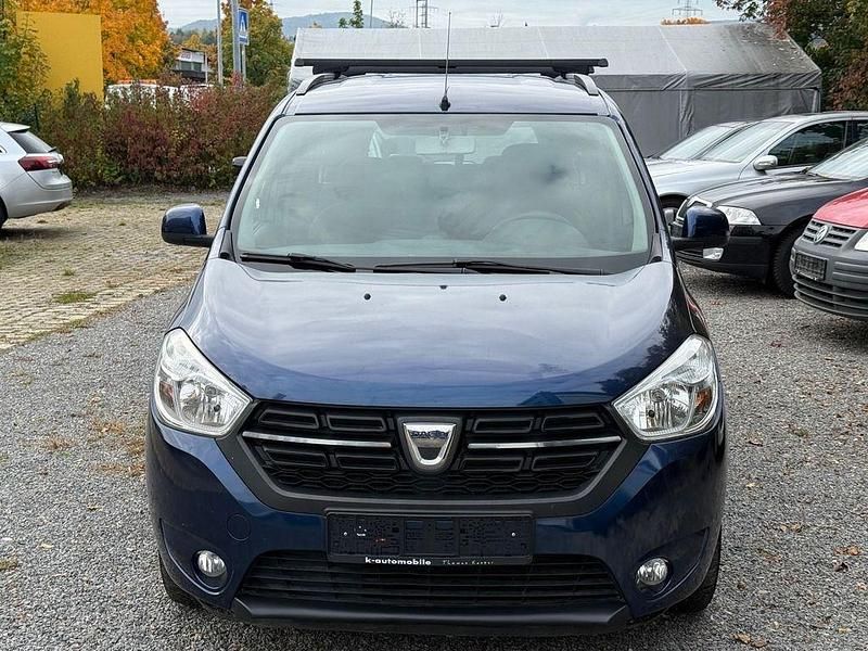 Gebraucht Dacia Lodgy Essentiel 102 PS (75 kW) 2018 Blau Van / Kleinbus