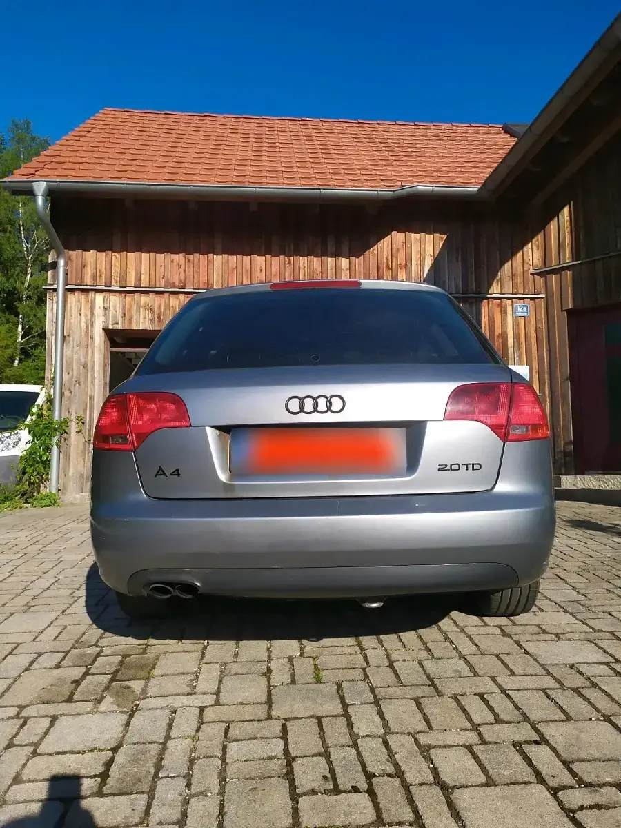 Gebraucht Audi A4 140 PS (102 kW) 2004 Silber Kombi