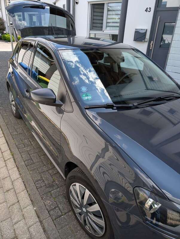 Grau Gebraucht 2014 VW Polo Trendline Limousine | 6.499 € (Fairer Preis) - Bild 1/4