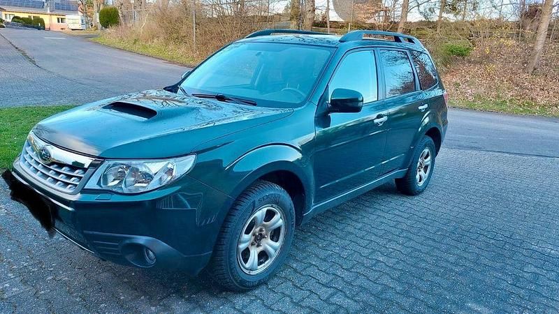 Gebraucht Subaru Forester Comfort 147 PS (108 kW) 2012 Grün SUV