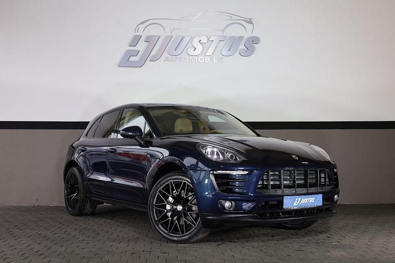 Blau Gebraucht 2016 Porsche Macan S SUV | 29.900 € - Bild 1/4