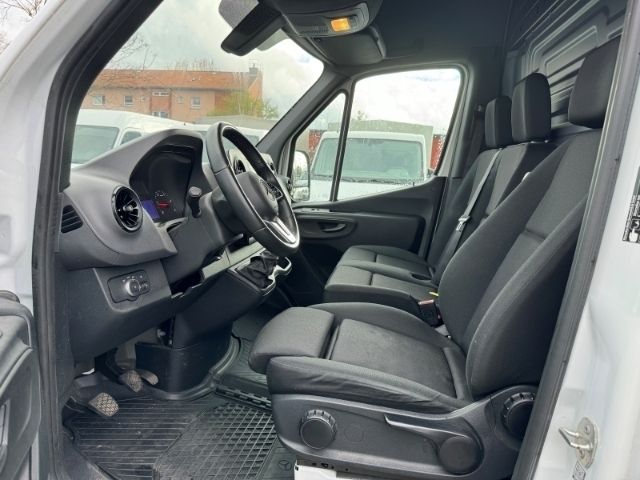 Gebraucht Mercedes Sprinter 150 PS (110 kW) 2023 Weiss Van