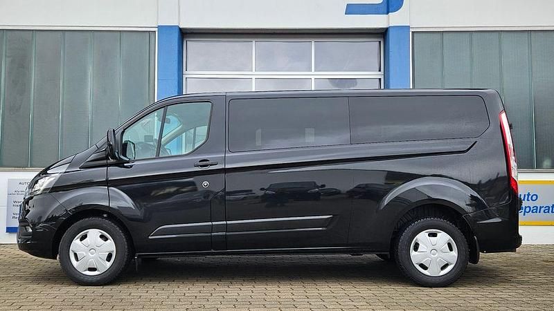 Gebraucht Ford Transit Custom Trend 105 PS (77 kW) 2020 Schwarz Kombi