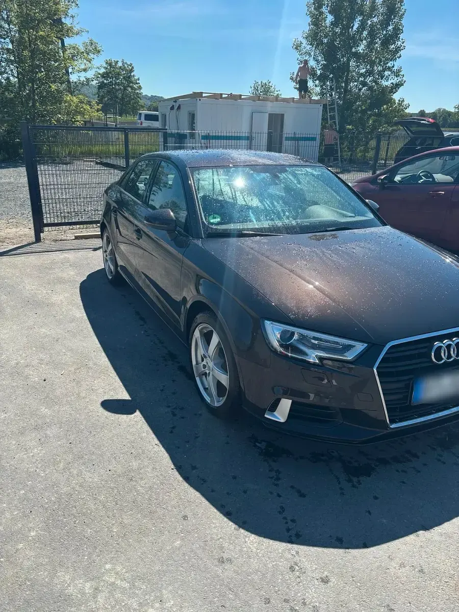 Gebraucht Audi A3 2018 Braun Limousine