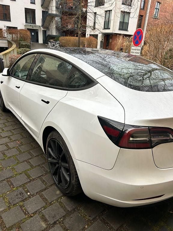 Gebraucht Tesla Model 3 152 kW (208 PS) 2020 Weiß Limousine