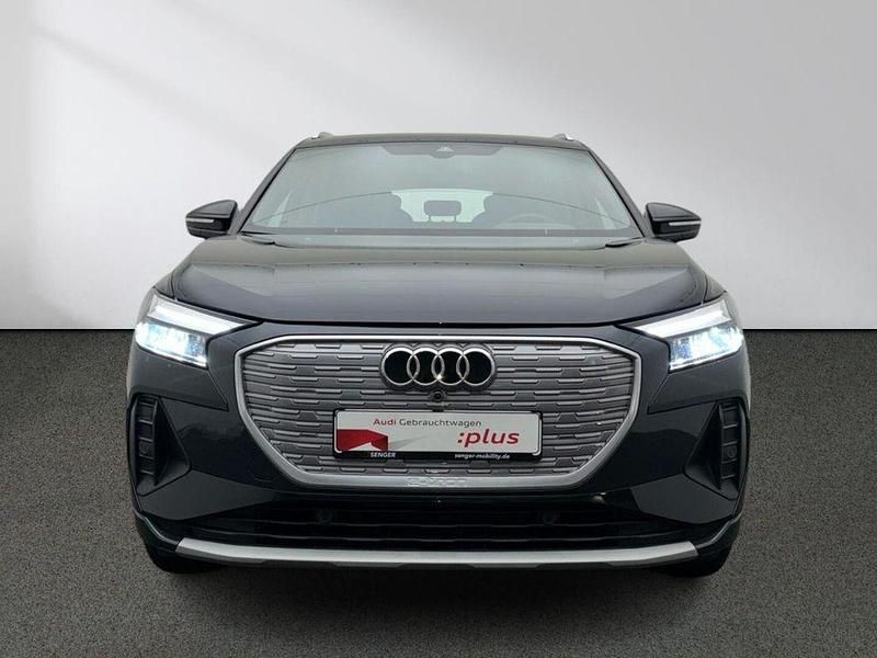 Gebraucht Audi Q4 e-tron Advanced 150 kW (204 PS) 2023 Mythosschwarz metallic SUV