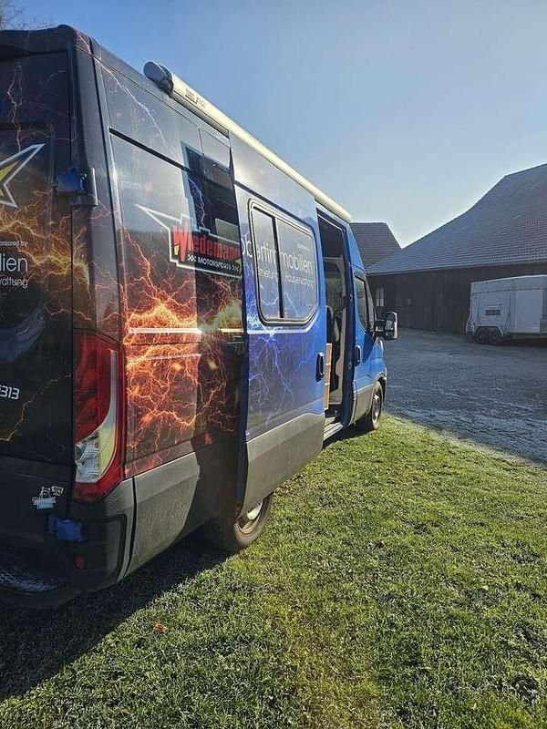 Gebraucht Iveco Daily 179 PS (131 kW) 2016 Van