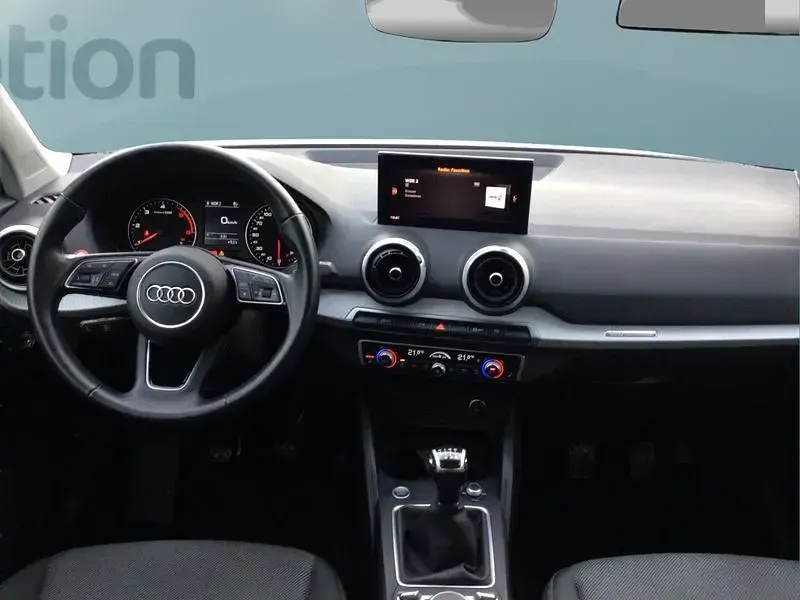 Second-hand Audi Q2 Advanced 116 CP (85 kW) 2022 Alb SUV