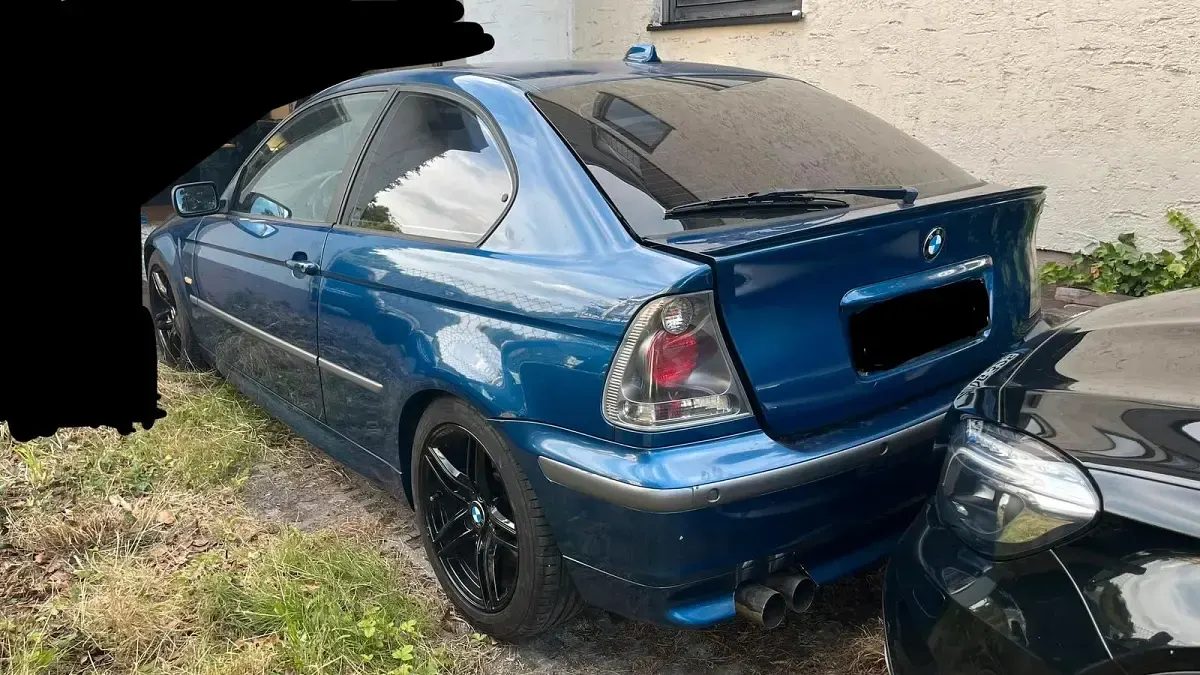Gebraucht BMW 325 192 PS (141 kW) 2001 Blau Coupé