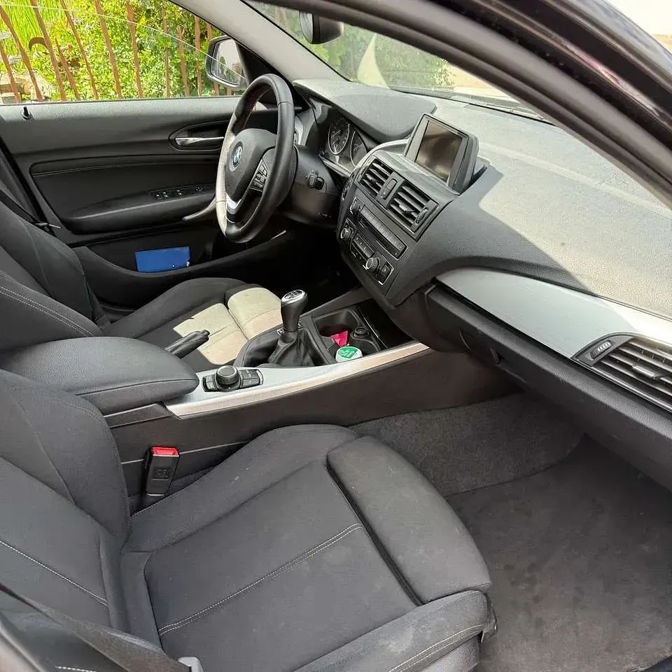 Gebraucht BMW 116 136 PS (100 kW) 2012 Schwarz Kleinwagen